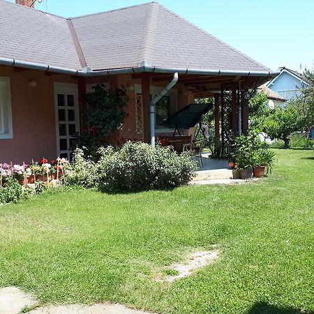 Nemeth Apartmanhaz Balatongyörök 외부 사진